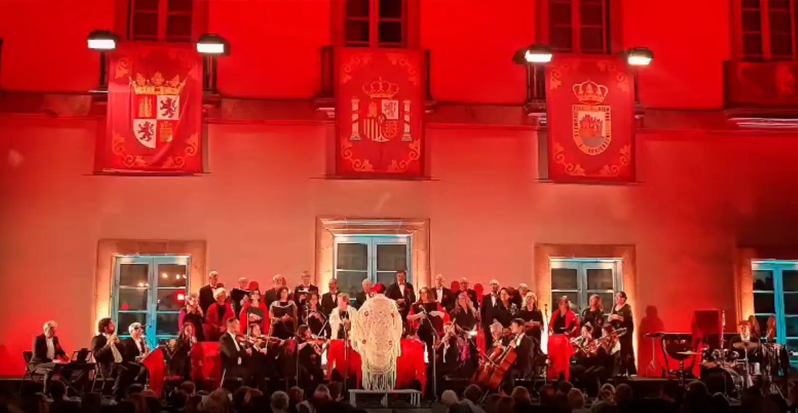 Vídeos: “Noche de Espectáculo” en Arenas de San Pedro, 31 mayo de 2025